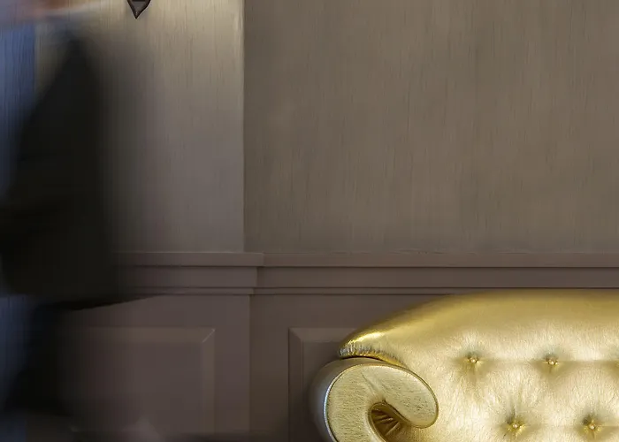 The Originals City, Astoria Vatican, Lourdes