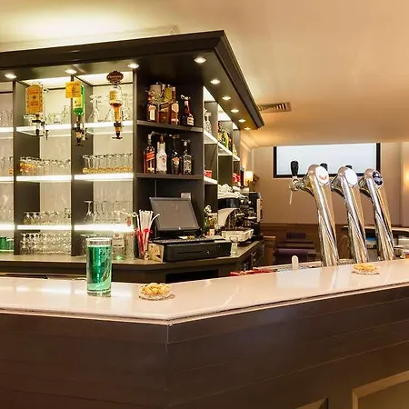 卢尔德阿斯托里亚梵蒂冈因特酒店 酒店 卢德