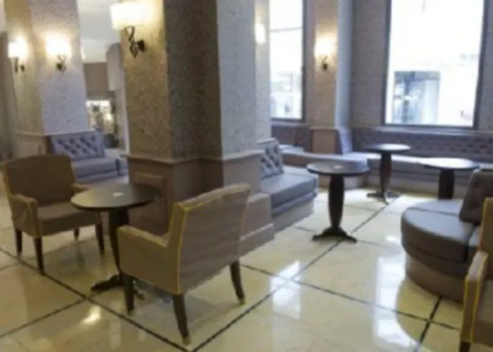 The Originals City, Astoria Vatican, 3* Lourdes